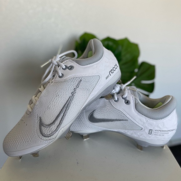 NIKE HYPER DIAMOND 4 PRO ELITE Metal Softball Cleats🥎REASONABLE OFFERS ONLY👁️ - Picture 3 of 7